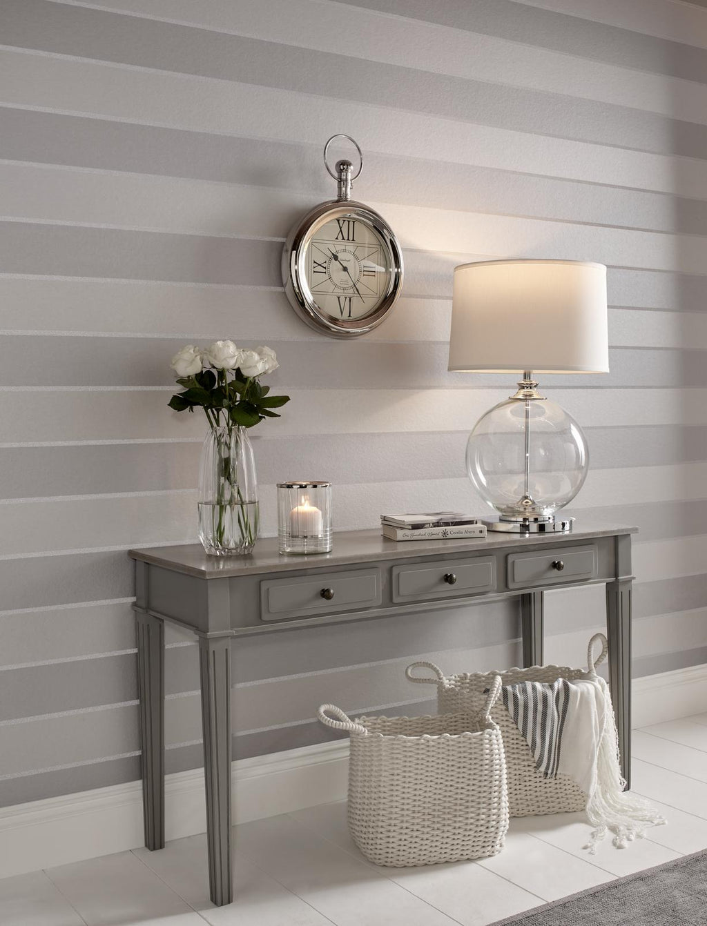 Baroque Bead Stripe Platinum Wallpaper