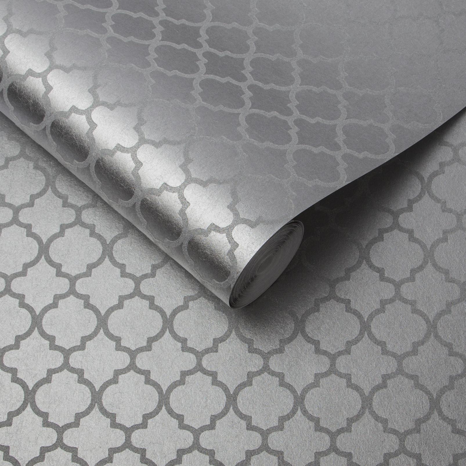 Trelliage Bead Silver Wallpaper