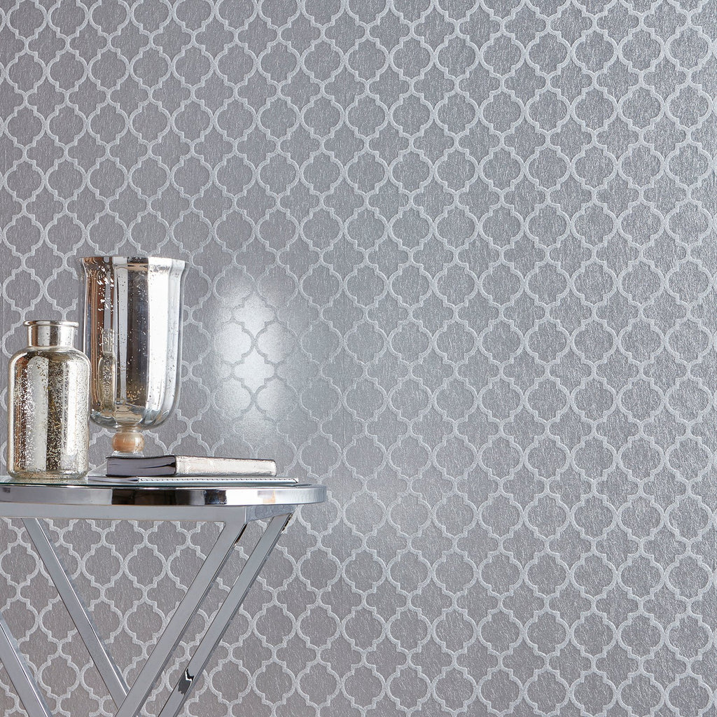 Trelliage Bead Silver Wallpaper