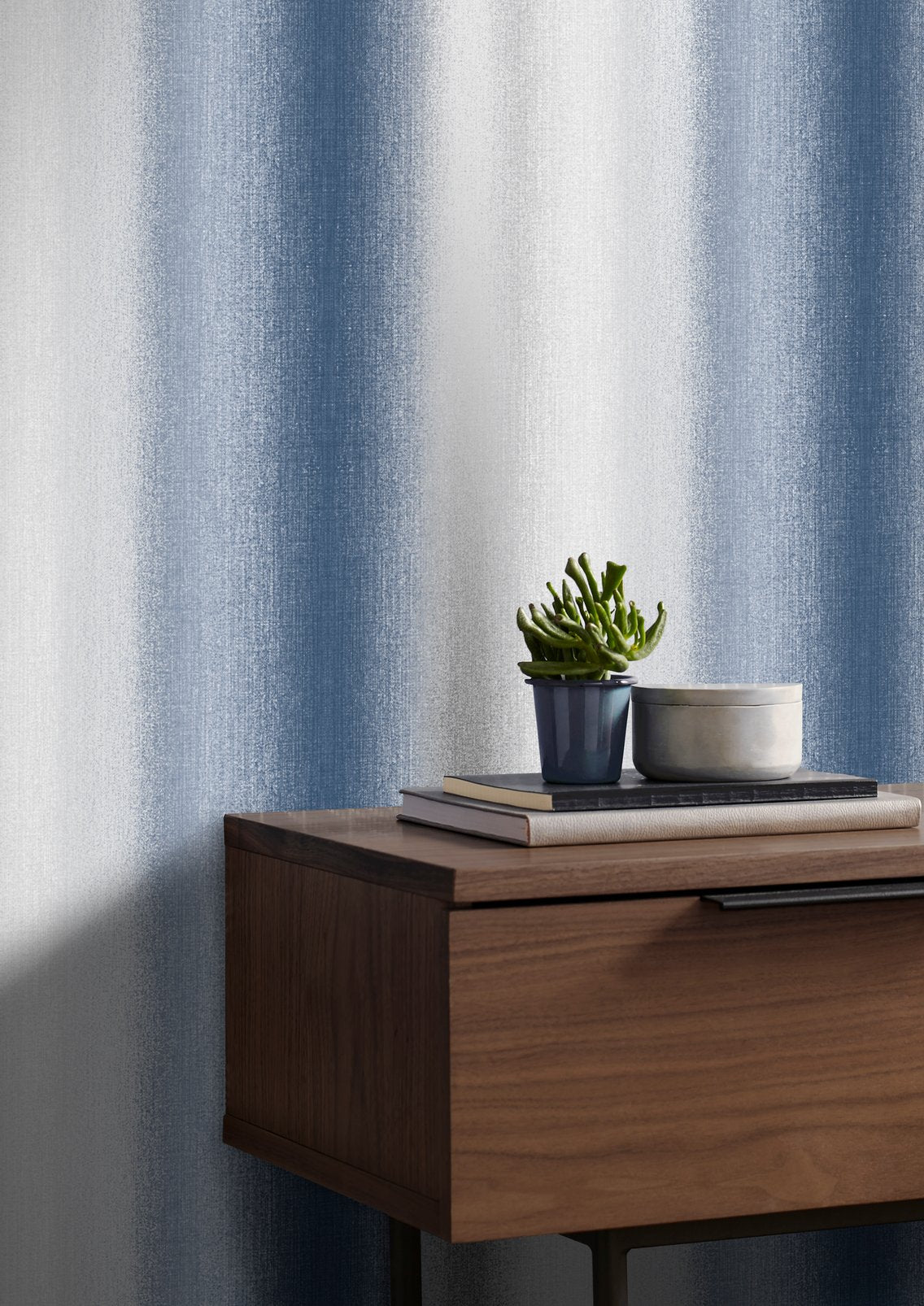 Wild Flower Stripe Ink Wallpaper