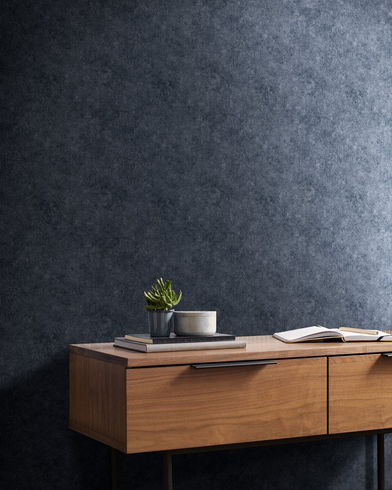 Midnight Texture Plain Wallpaper