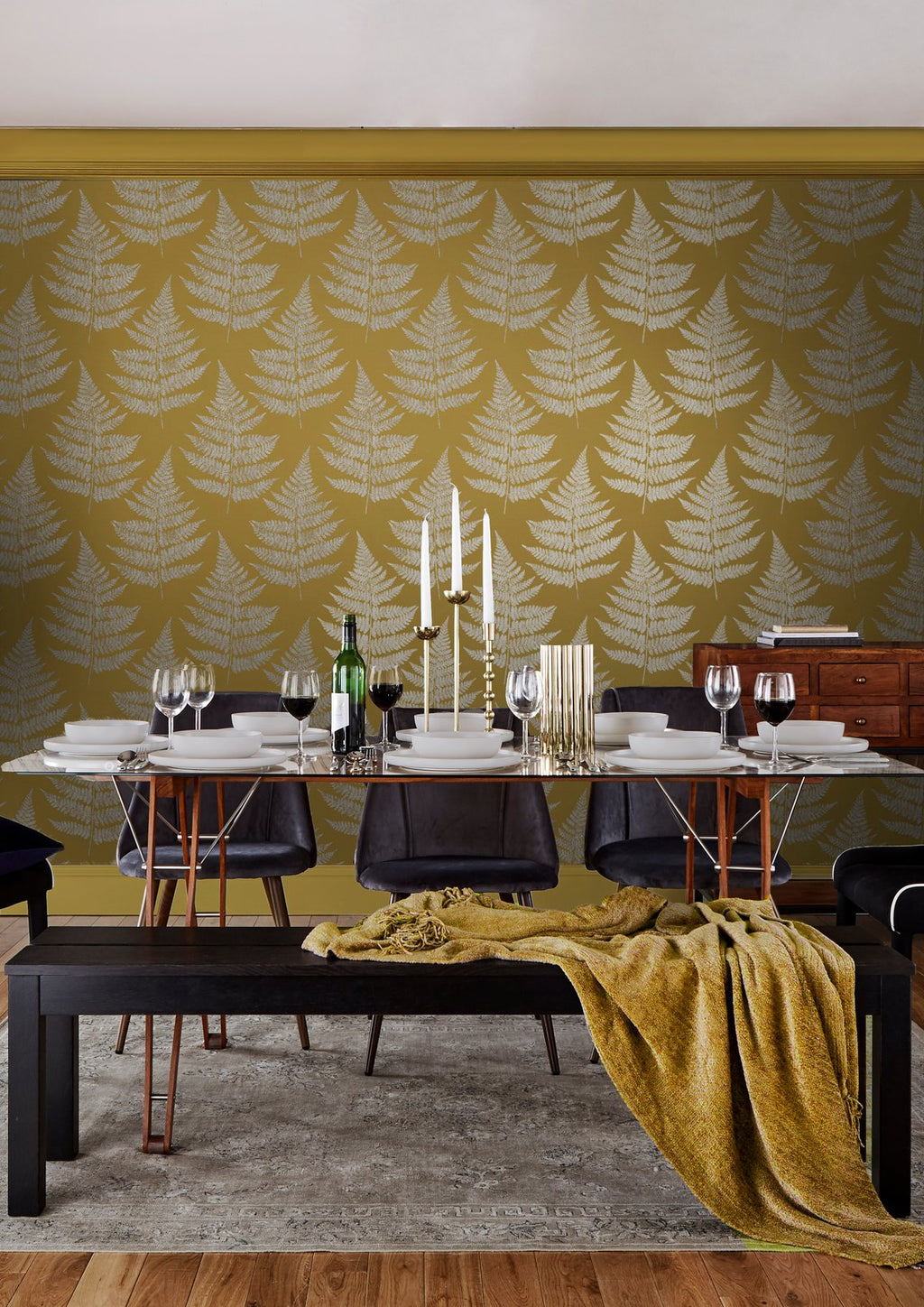 Royal Fern Summer Wallpaper
