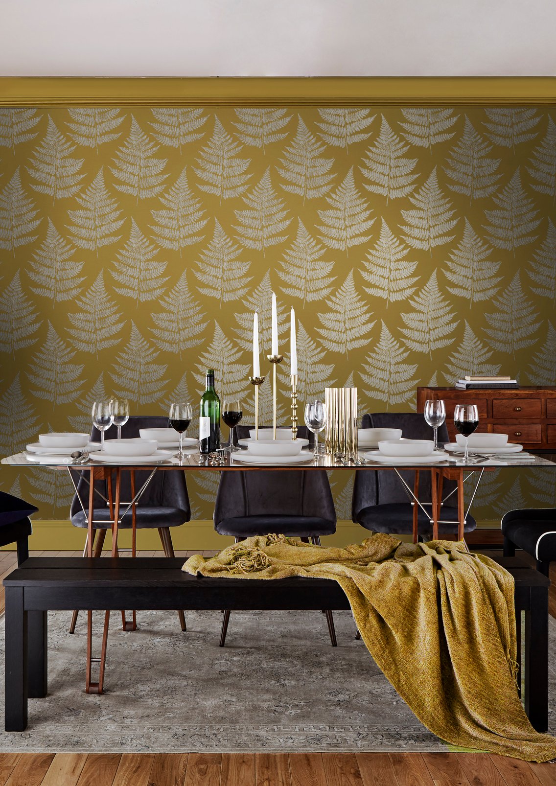 Royal Fern Summer Wallpaper
