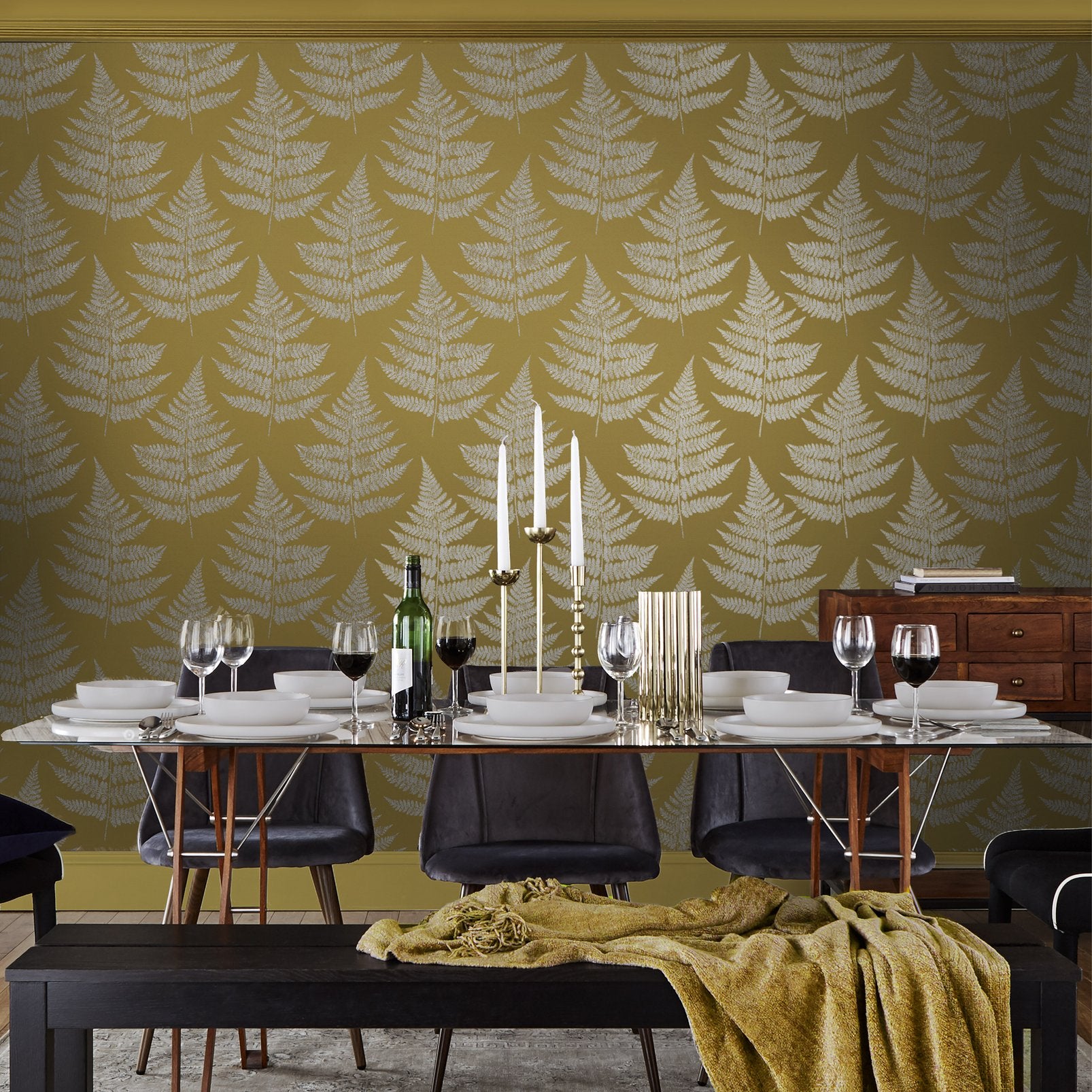 Royal Fern Summer Wallpaper
