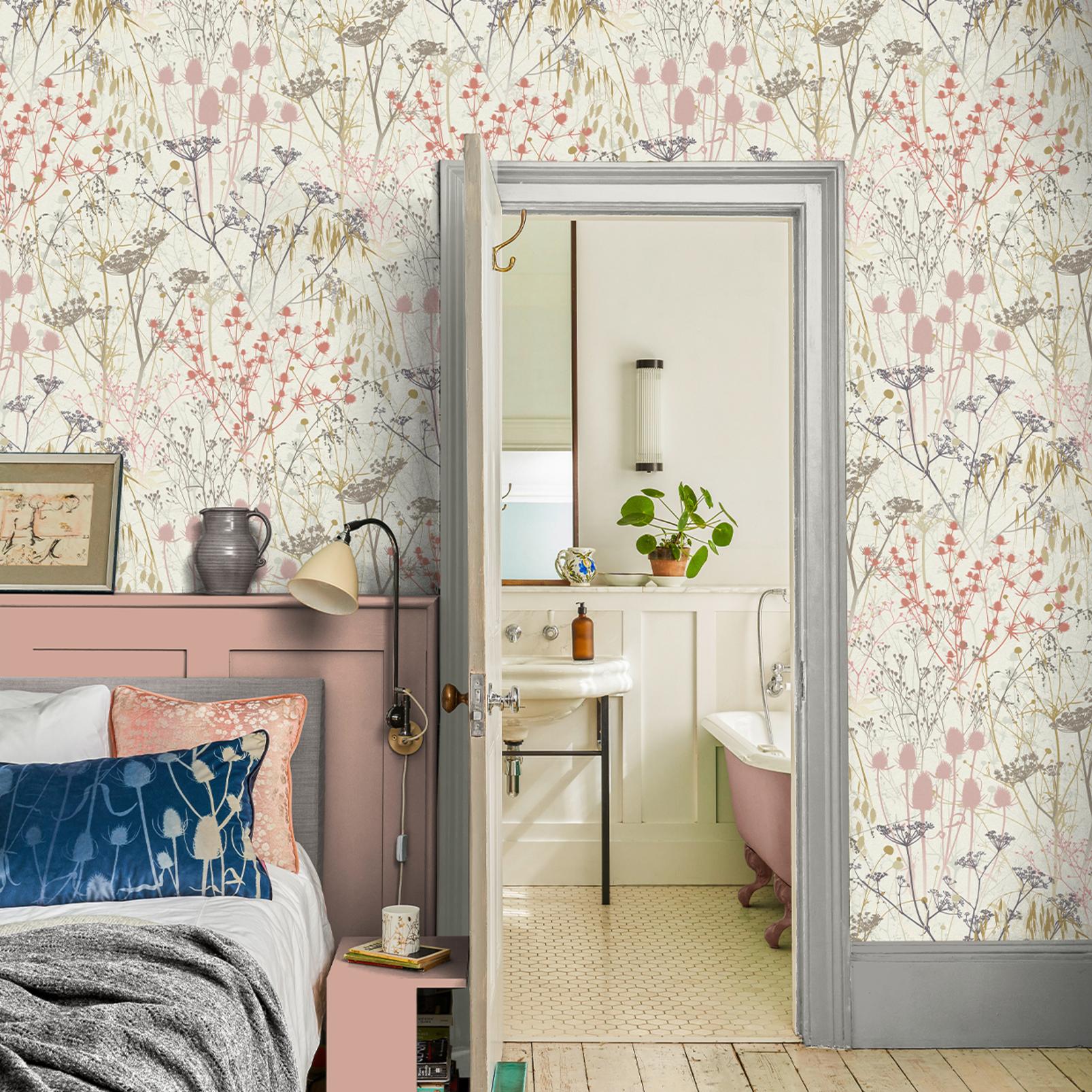 Summer Border Shell Wallpaper by Clarissa Hulse