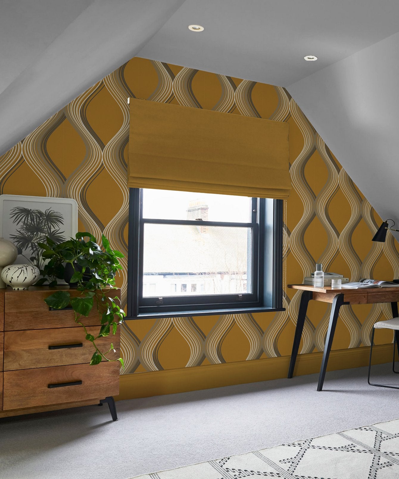Euphoria Yellow Wallpaper
