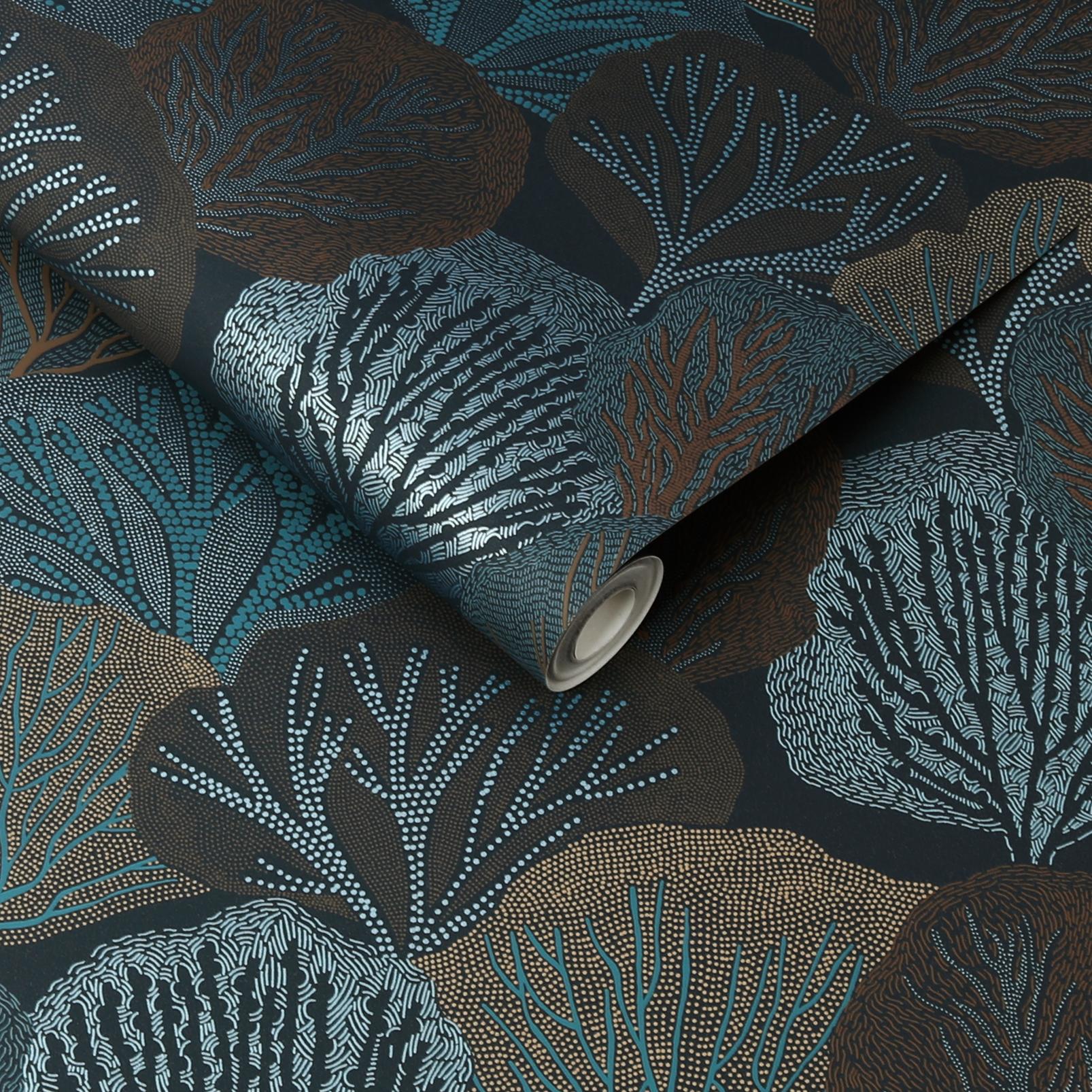 Twyla Midnight Wallpaper