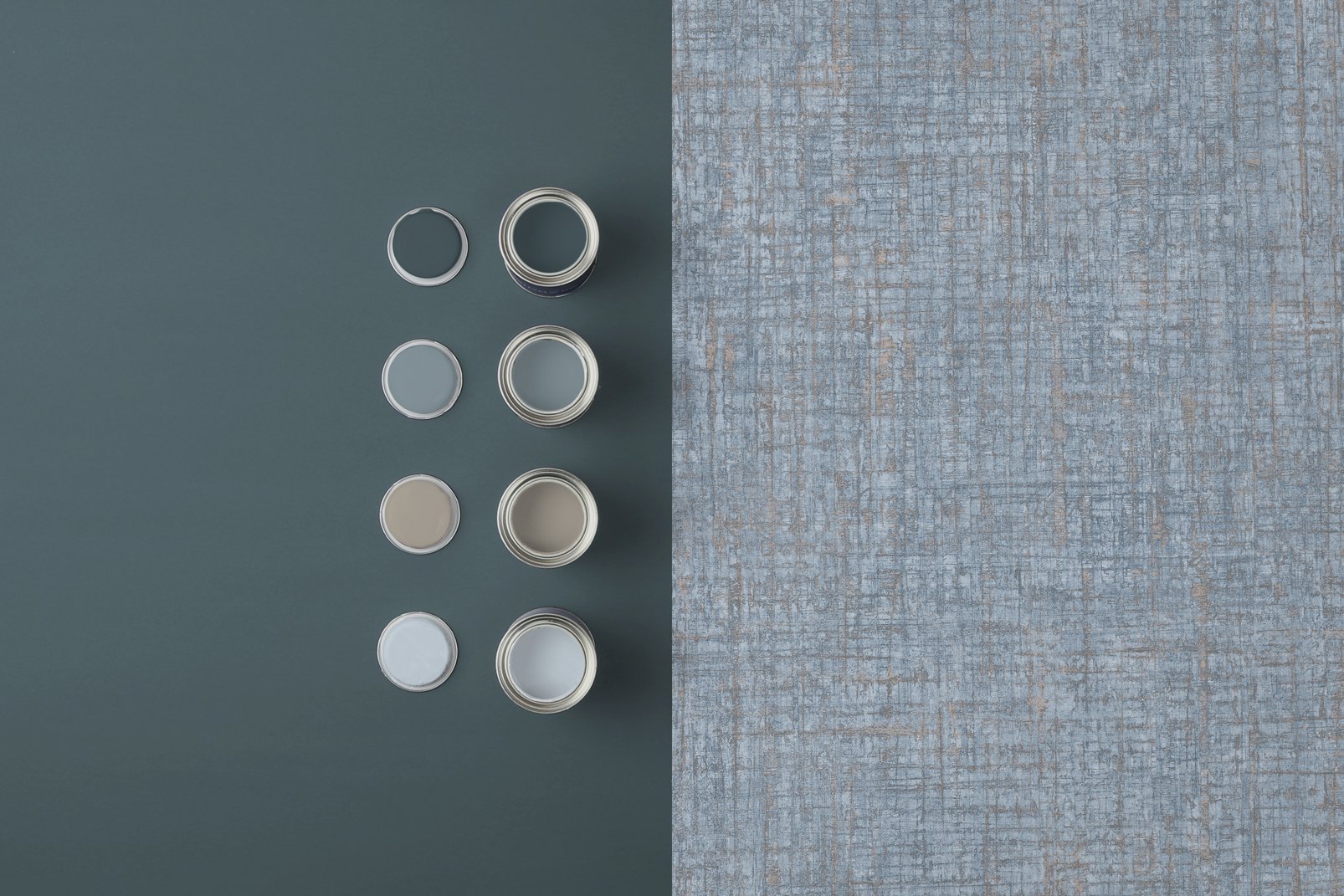 Armando Light Blue Wallpaper