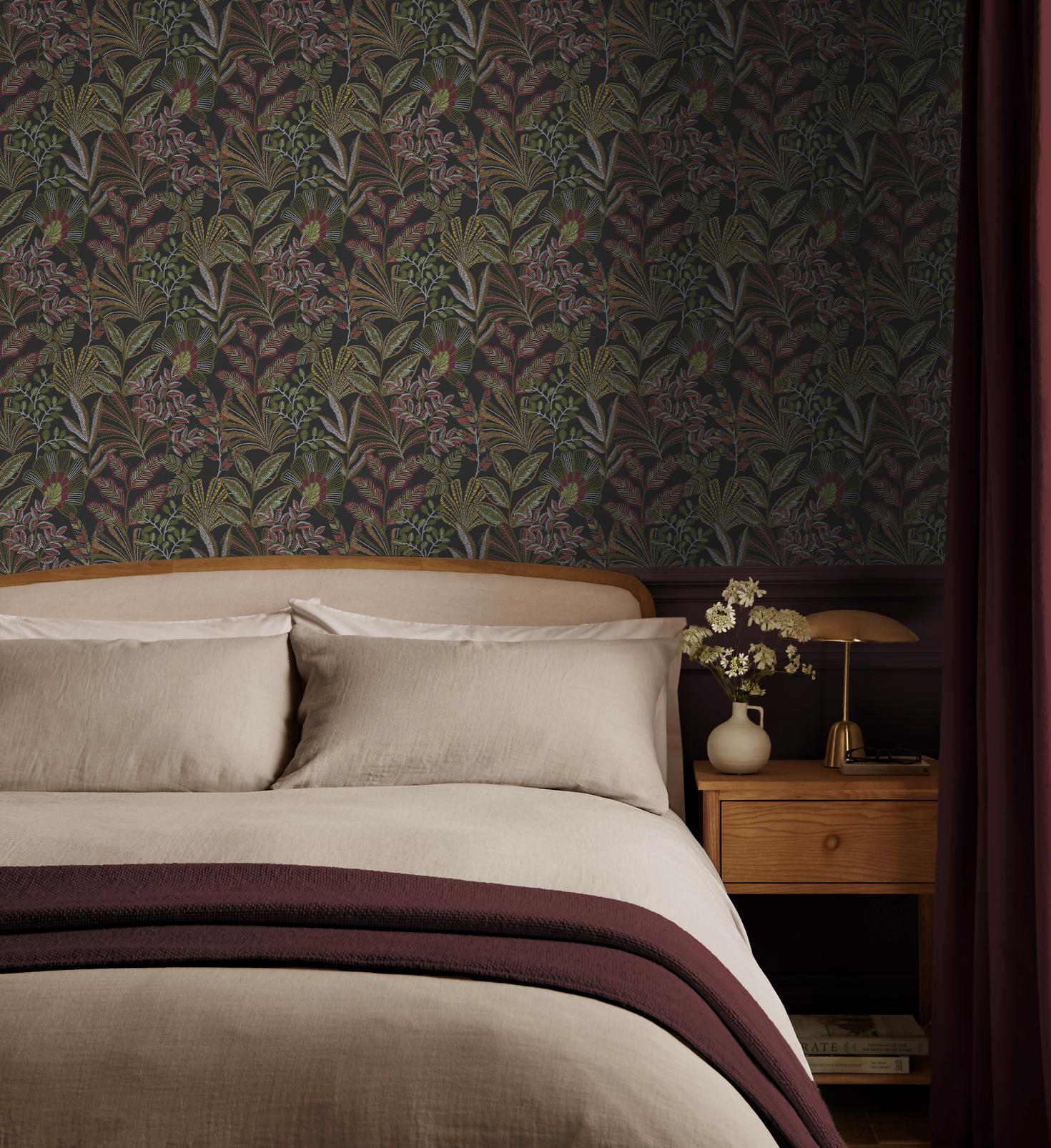 Vendura Weave Black & Damson Wallpaper