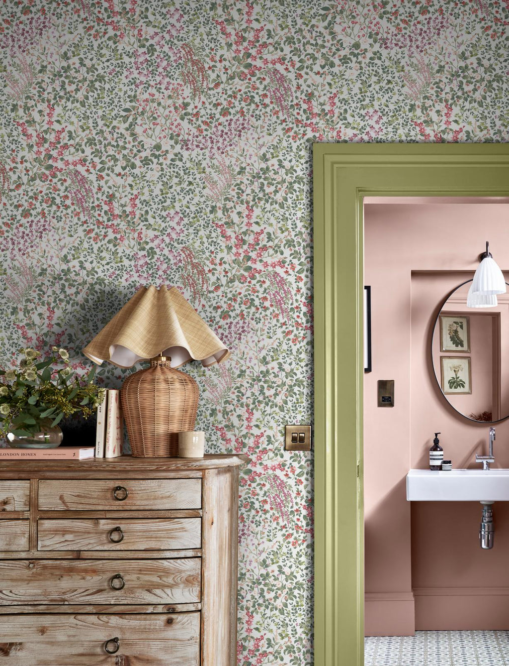 Painterly Flora Day Wallpaper
