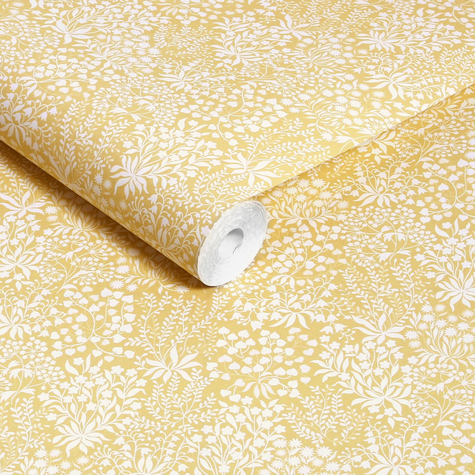 Daisyfield Creme Brulee Wallpaper