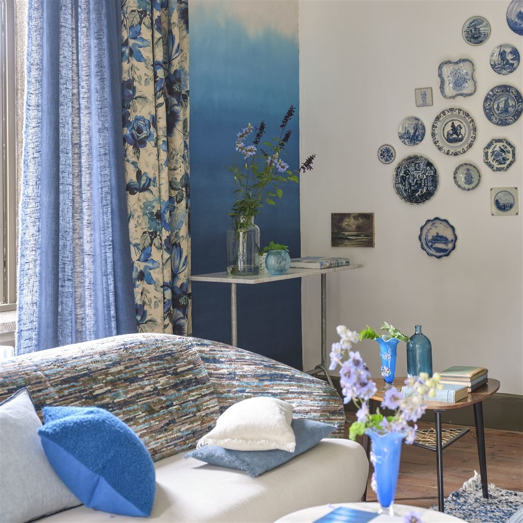 Shoshi Cobalt (Scenes & Murals III)