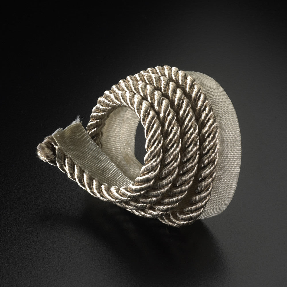 Pin002 Lipcord