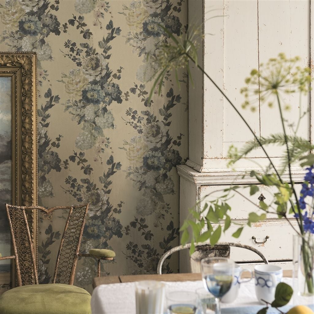 Seraphina - Silver (The Edit - Flowers Wallpaper Volume I)