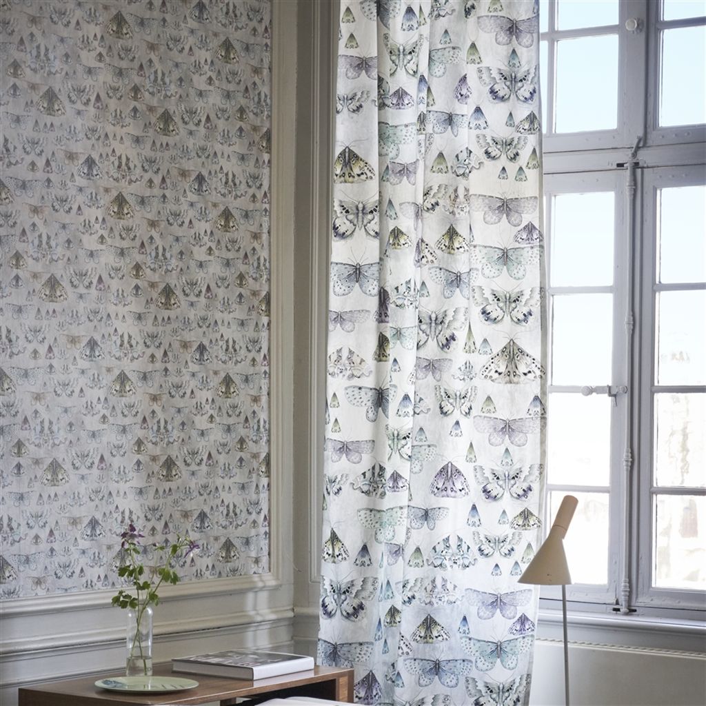 Issoria - Zinc (Jardin Des Plantes Wallpaper)