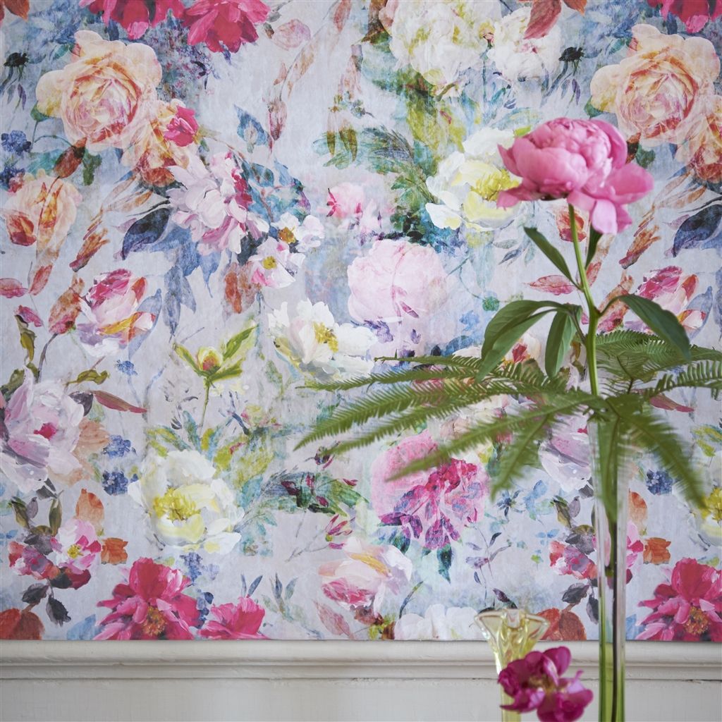 Marianne - Fuchsia (The Edit - Flowers Wallpaper Volume I)