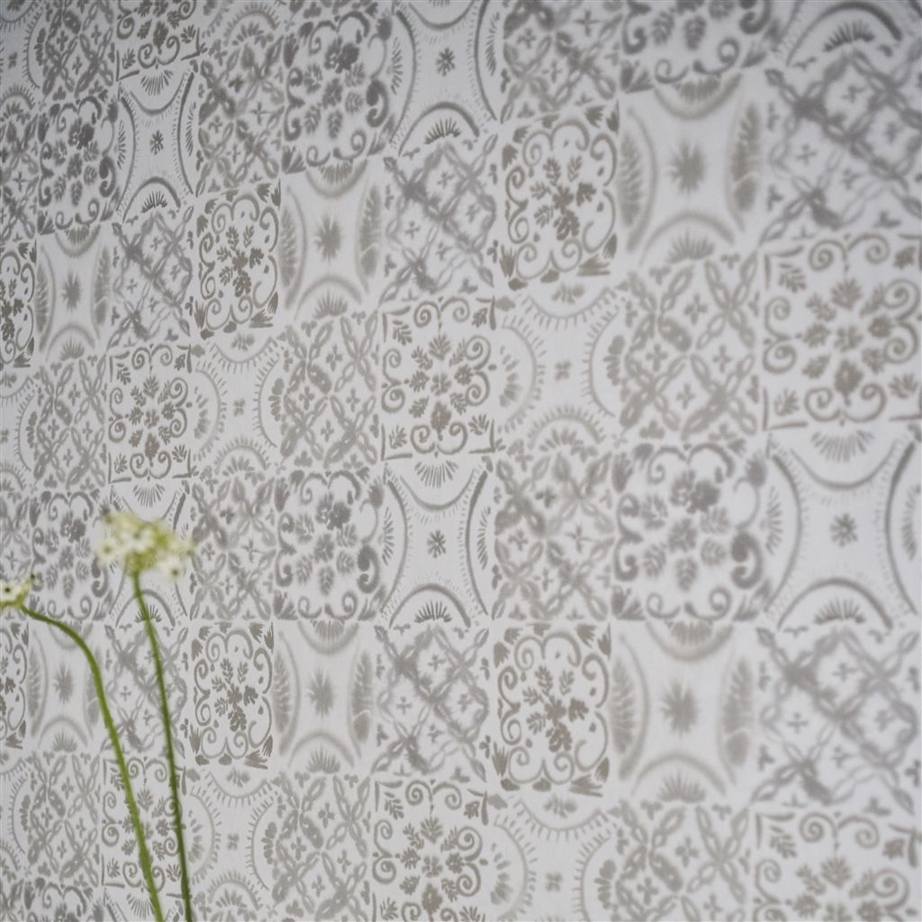 Pesaro Graphite (Majolica)