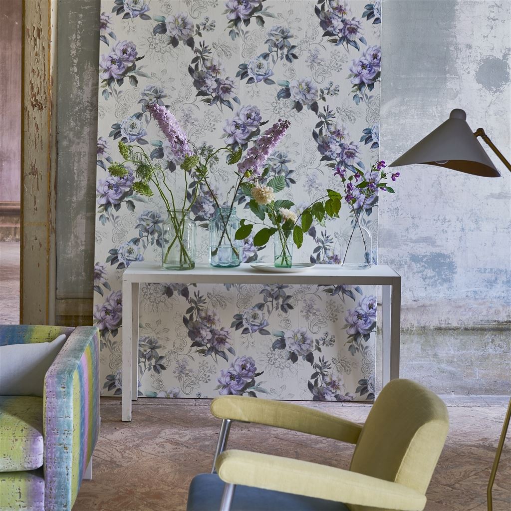 Victorine Vanilla (The Edit - Flowers Wallpaper Volume I)