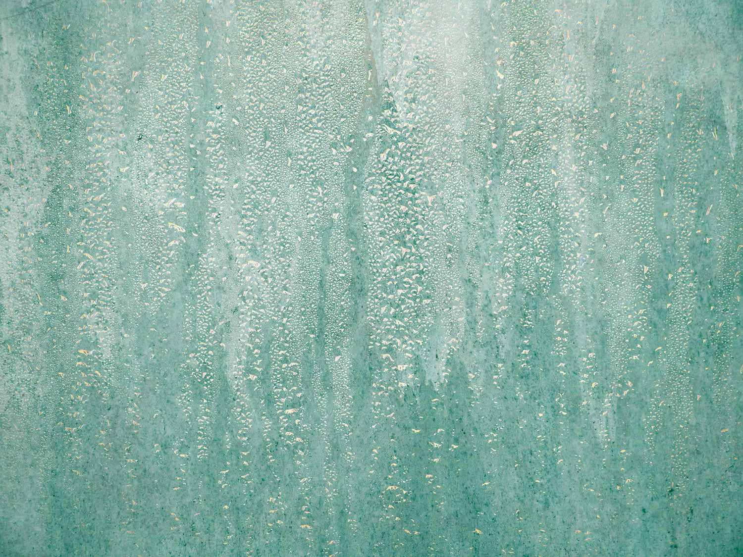 AH 052