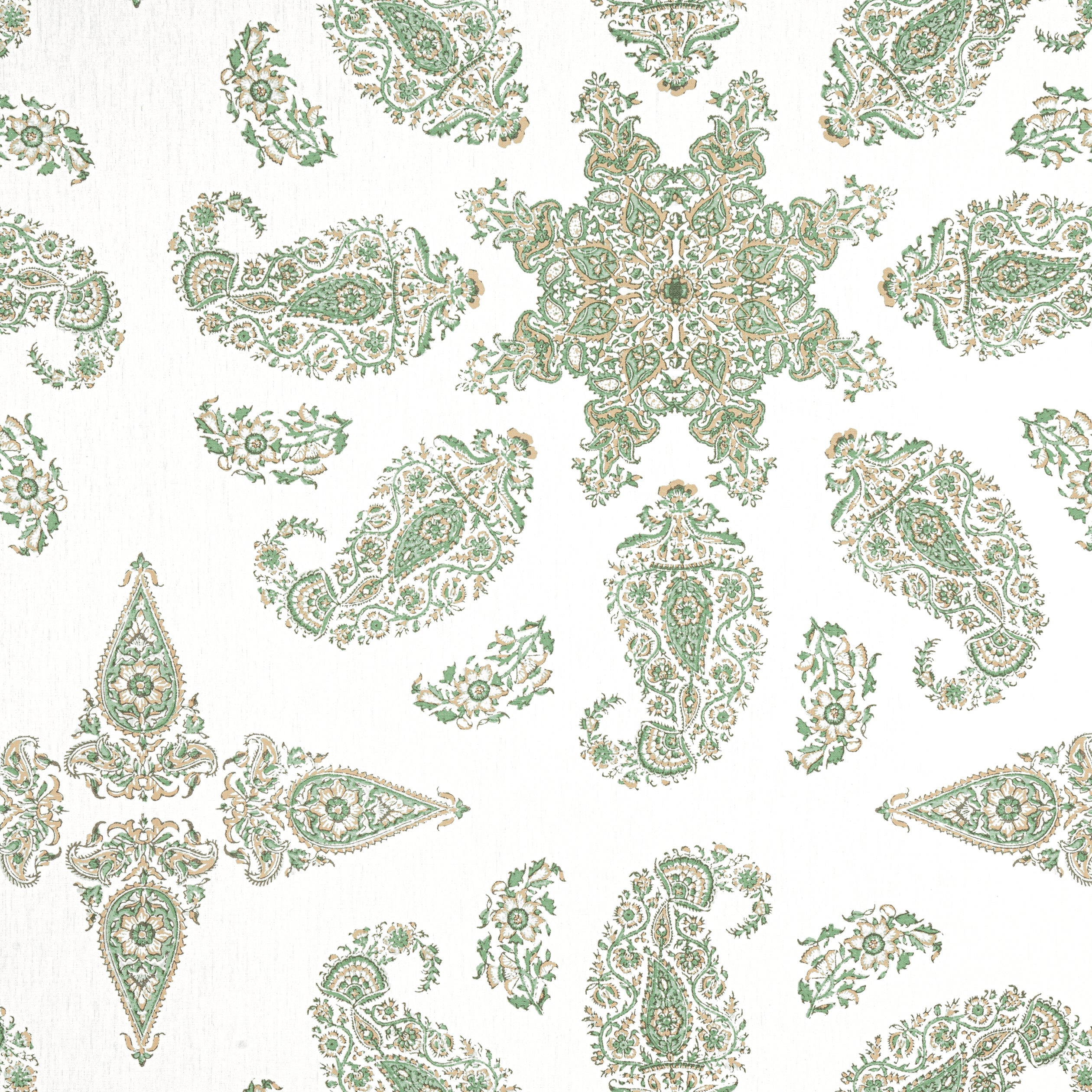 EAST INDIA - Green and White