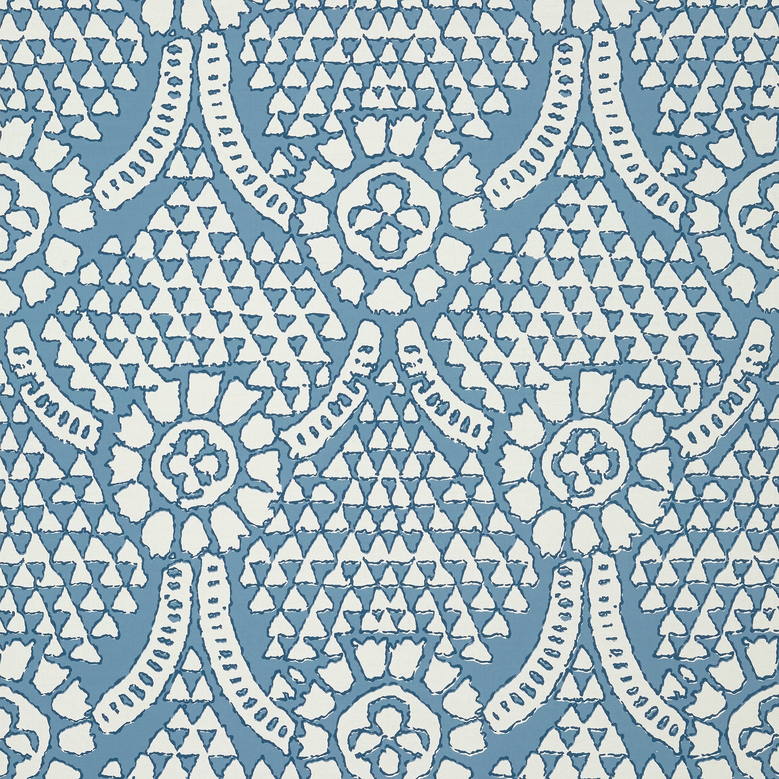 CHAMOMILE - Blue and White