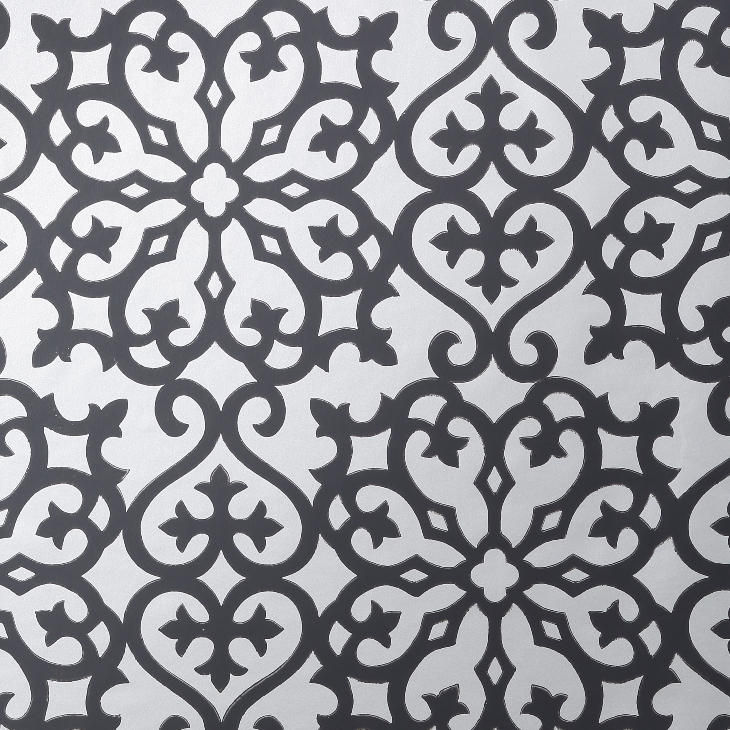 ALLISON - Black on Metallic Silver