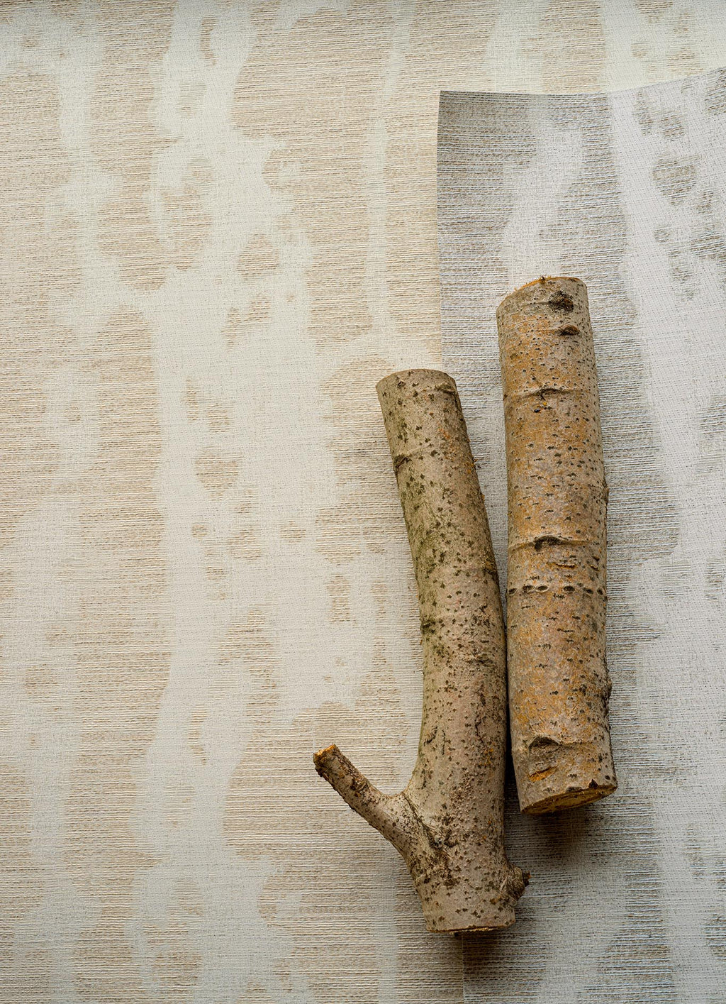 Chloe Perle - Natecru Textures N.1