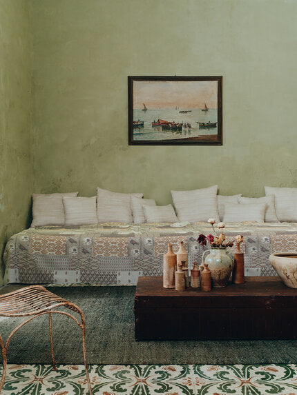 Kantha - 19615880