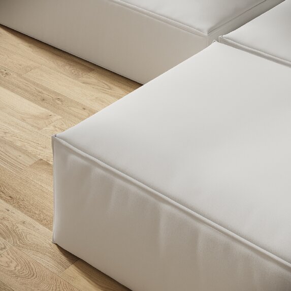 Linette - 19618880