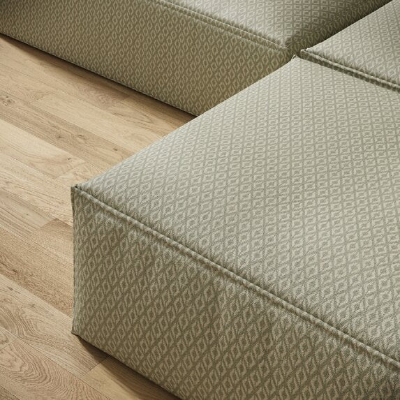 Hatton - 21296684