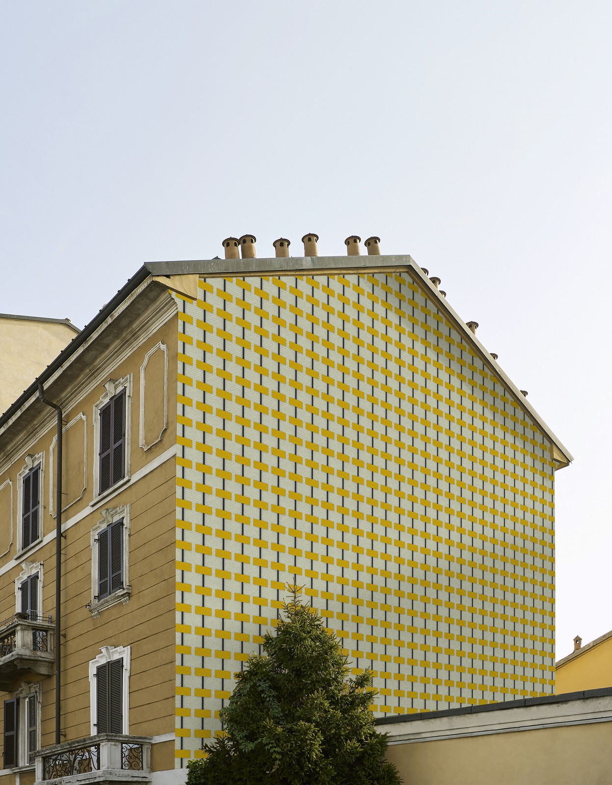 Between the lines - Milano